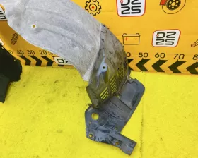Подкрылок Toyota