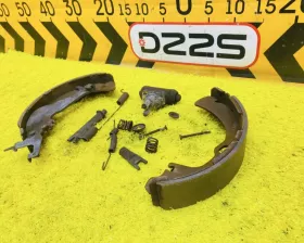 Механизм стояночного тормоза Nissan