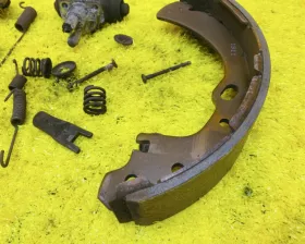 Механизм стояночного тормоза Nissan