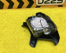 Подушка безопасности водителя Mitsubishi