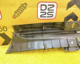 Пластик замка багажника SUZUKI