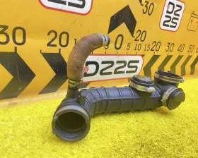 Патрубок воздушного фильтра SUZUKI