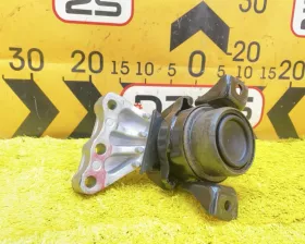 Подушка двигателя SUZUKI