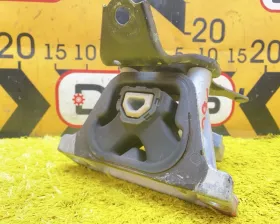 Подушка двигателя SUZUKI