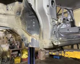 Порог кузова SUZUKI