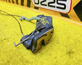Замок двери Toyota