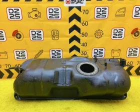 Топливный бак Nissan