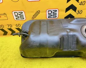 Топливный бак Nissan