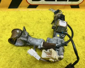 Замок зажигания Toyota