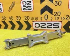 Поддомкратник/ домкрат Nissan