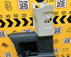 Обшивка дверей Toyota