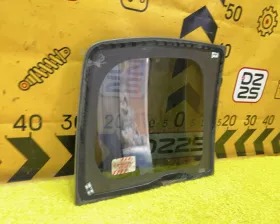 Стекло двери Toyota