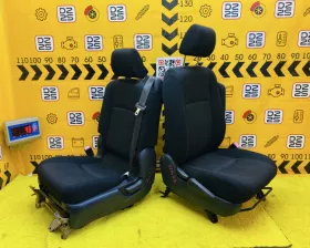 СИДЕНИЕ ПАРА Toyota