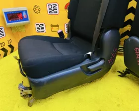 СИДЕНИЕ ПАРА Toyota
