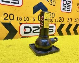 Поддомкратник/ домкрат Toyota