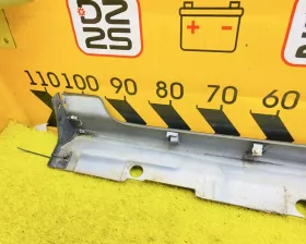 Накладка на порог Toyota