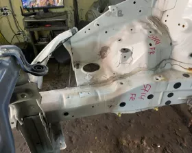 Лонжерон TOYOTA