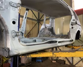 Порог кузова Toyota
