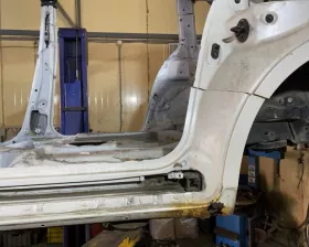 Порог кузова Toyota