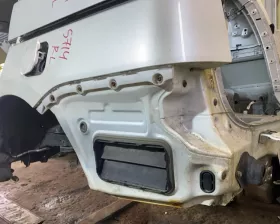 Крыло заднее Toyota