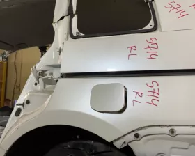 Крыло заднее Toyota
