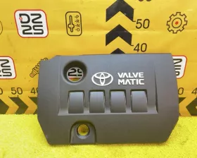 Пластиковая крышка на двс TOYOTA
