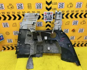 Обшивка багажника TOYOTA