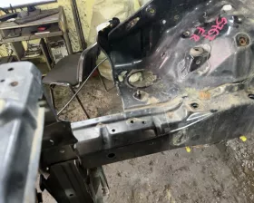 Лонжерон TOYOTA