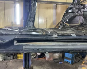Порог кузова Toyota