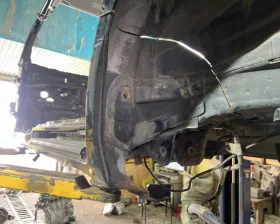 Порог кузова Toyota