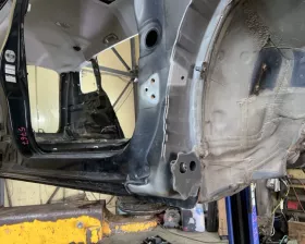 Порог кузова Toyota