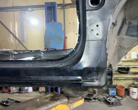 Порог кузова Toyota