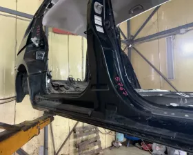 Порог кузова Toyota