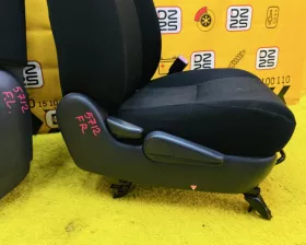 СИДЕНИЕ ПАРА Toyota