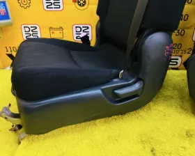 СИДЕНИЕ ПАРА Toyota