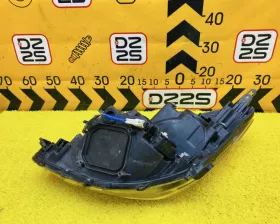 Фара TOYOTA