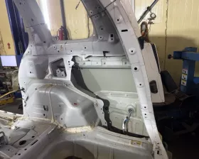 Крыло заднее Toyota