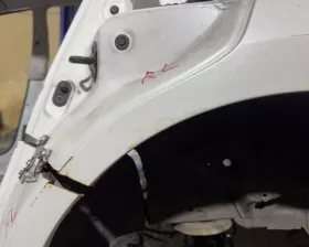 Крыло заднее Toyota