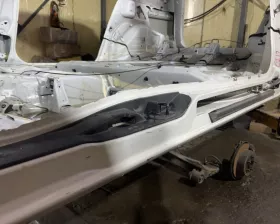 Порог кузова Toyota
