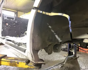 Порог кузова Toyota
