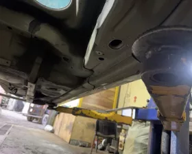 Порог кузова Toyota
