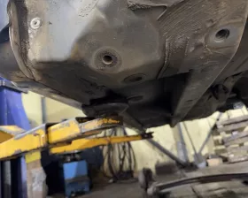 Порог кузова Toyota