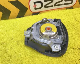 Подушка безопасности водителя Toyota