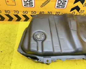 Бензобак TOYOTA