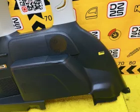 Обшивка багажника TOYOTA
