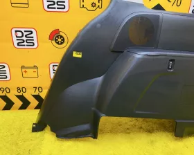 Обшивка багажника Toyota
