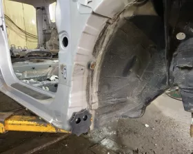 Лонжерон Toyota