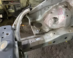 Лонжерон Toyota