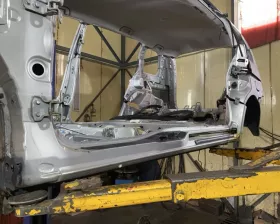 Порог кузова Toyota