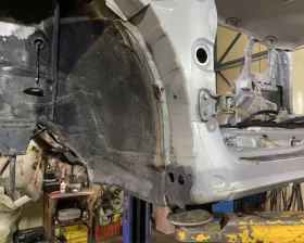Порог кузова Toyota